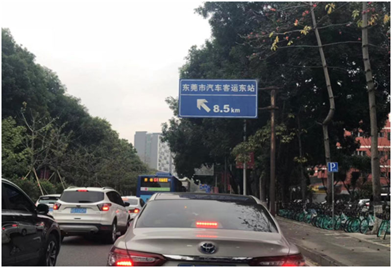 日久（jiǔ）失修的立杆