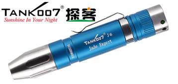 Tank007照玉手電在珠寶玉石行業的輔助工具中是必不可（kě）少的