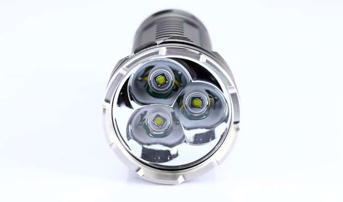 TANK007戶外搜索手電（diàn）筒 LED燈珠