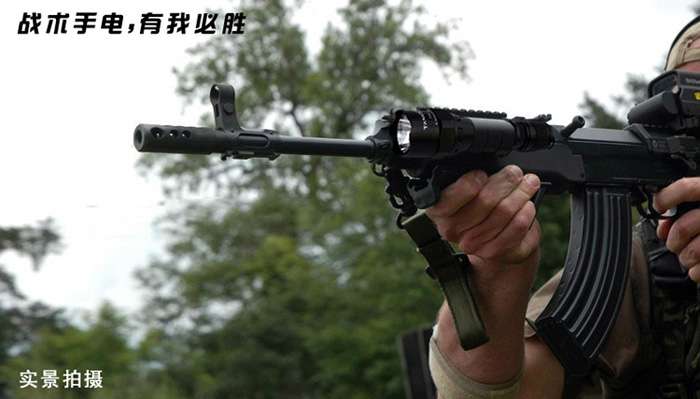 無處不在的（de）中國製造——別懷疑，美軍戰（zhàn）術手電也是中國製造的！！
