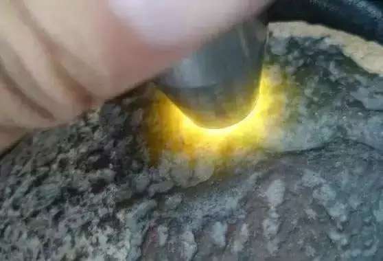 用什麽手電筒看種水可靠?